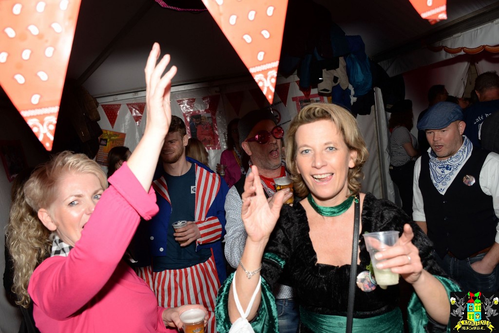 ../Images/Boerenbruiloft afterparty 2020 087.jpg